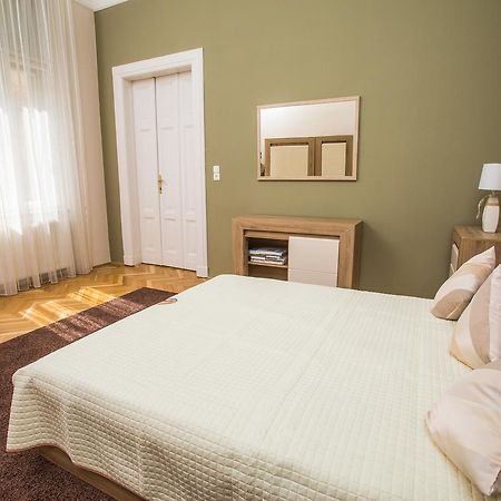 Novak Apartman Szeged Exteriör bild