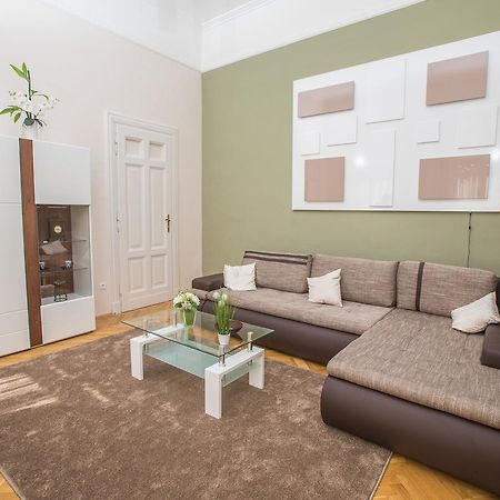 Novak Apartman Szeged Exteriör bild